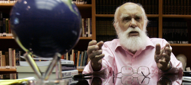addio-a-james-randi-il-bugiardo-onesto