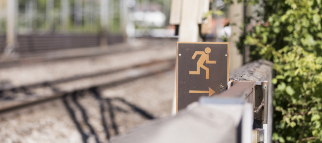 sale-sul-treno-e-lascia-uno-zaino-evacuata-la-stazione-di-brugg