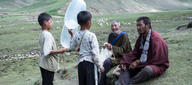 Balloon Il Tibet Cinese Per Un Giorno A Castellinaria Laregione