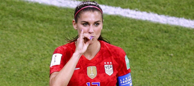 la-fifa-vuole-imporre-il-congedo-maternita