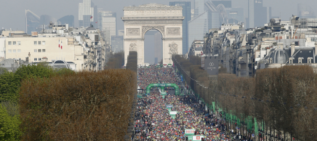 la-maratona-di-parigi-in-programma-il-17-ottobre-2021