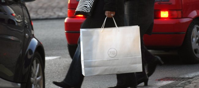mancano-i-ticinesi-commercio-comasco-in-crisi