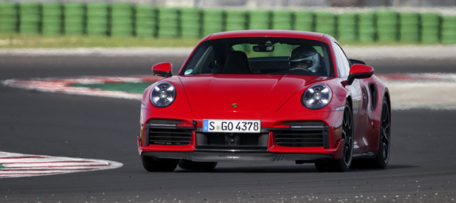 stoccarda-misano-e-ritorno-con-la-911-turbo-s