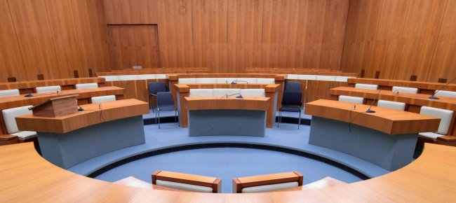 piu-che-il-pirata-torna-in-aula-il-praticante
