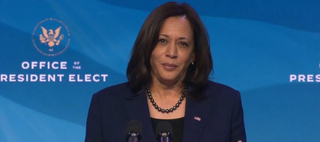 kamala-harris-va-su-vogue-ma-la-copertina-non-piace
