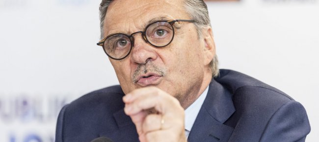 mondiali-marcia-indietro-dell-iihf-niente-minsk