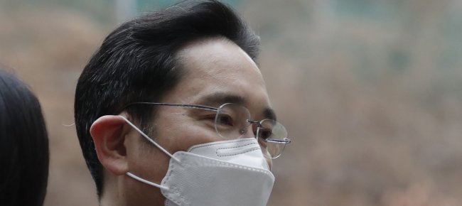 samsung-senza-leader-l-erede-condannato-per-corruzione