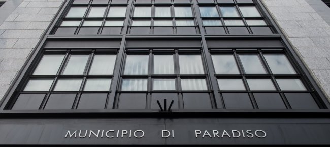 paradiso-moratoria-immediata-alla-posa-di-nuove-antenne-5g