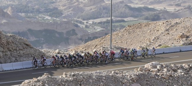 uae-tour-pogacar-controlla-vingegaard-vince