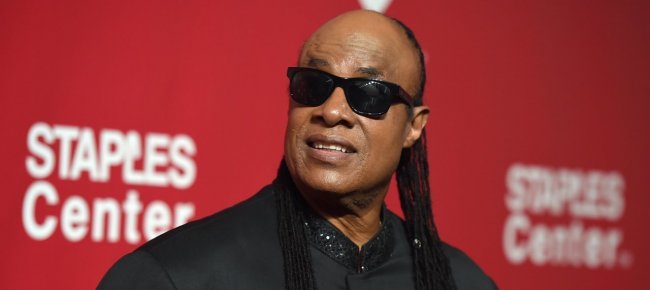 stevie-wonder-lascia-gli-stati-uniti-me-ne-vado-in-ghana