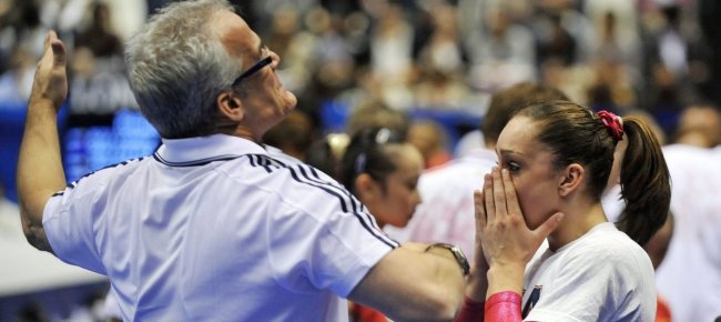 scandalo-usa-geddert-viene-accusato-poi-si-suicida