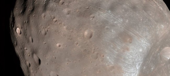 le-lune-di-marte-nate-da-un-unico-satellite