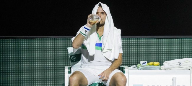 stan-wawrinka-subito-eliminato-a-rotterdam