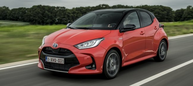toyota-yaris-1-5-hybrid-docile-e-godibile