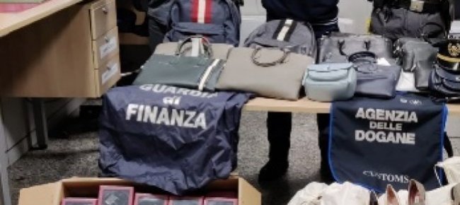 scarpe-e-accessori-bally-sequestrati-a-chiasso-brogeda