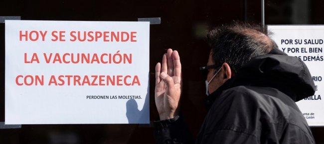 astrazeneca-confermati-effetti-secondari-molto-rari