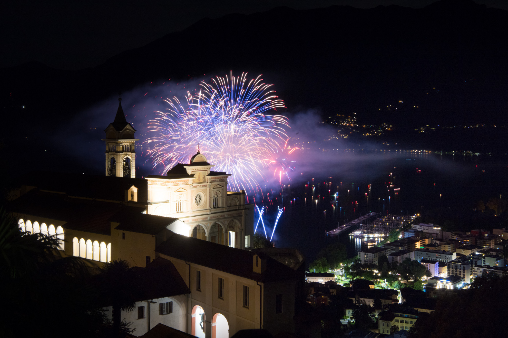 Inquinamento provocato dai fuochi d'artificio - Dipartimento di Scienze