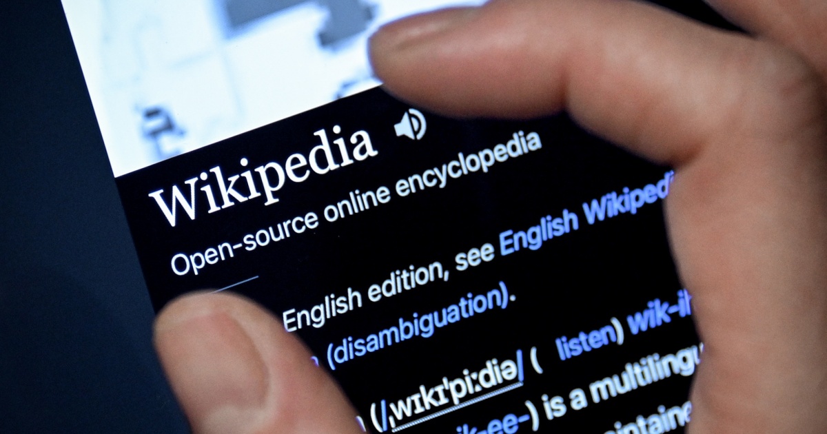 ChatGPT, Oppenheimer e entretenimento indiano no topo das páginas mais  vistas da Wikipédia em 2023