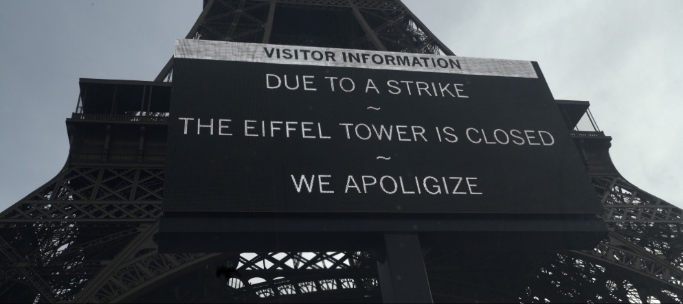 Torre Eiffel chiusa per sciopero nel centenario della morte del geniale  ingegnere francese che la creò