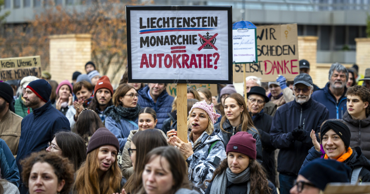Proteste in Liechtenstein dopo veto principe a riforma aborto ...