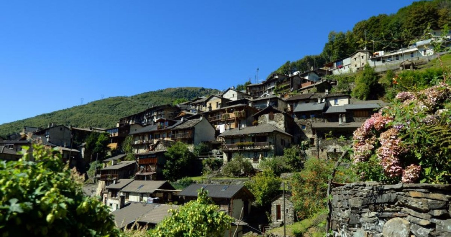 Una galleria per Indemini. Per finanziarla? Trasformare gli avvallamenti del terreno in depositi d'inerti