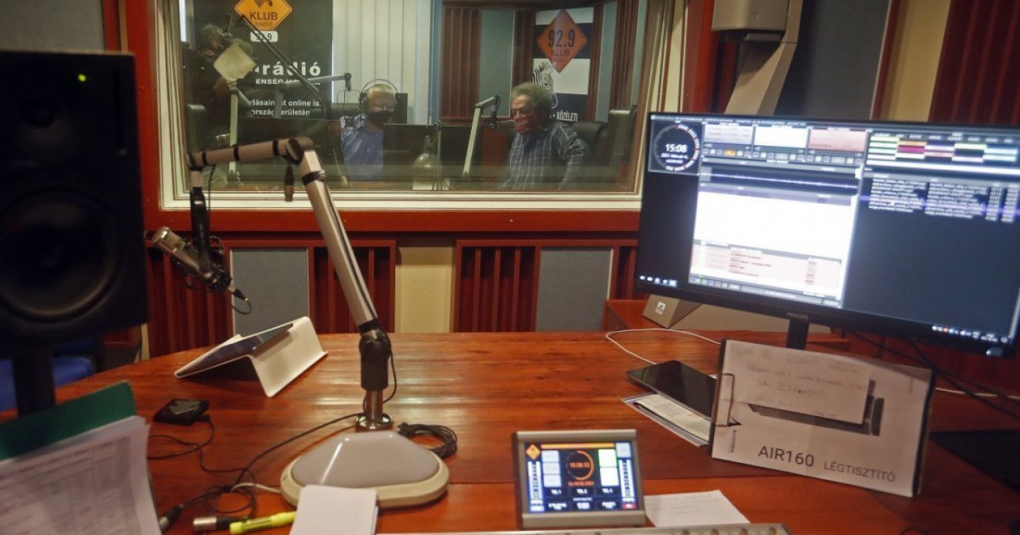 Messa a tacere l’ultima radio libera in Ungheria