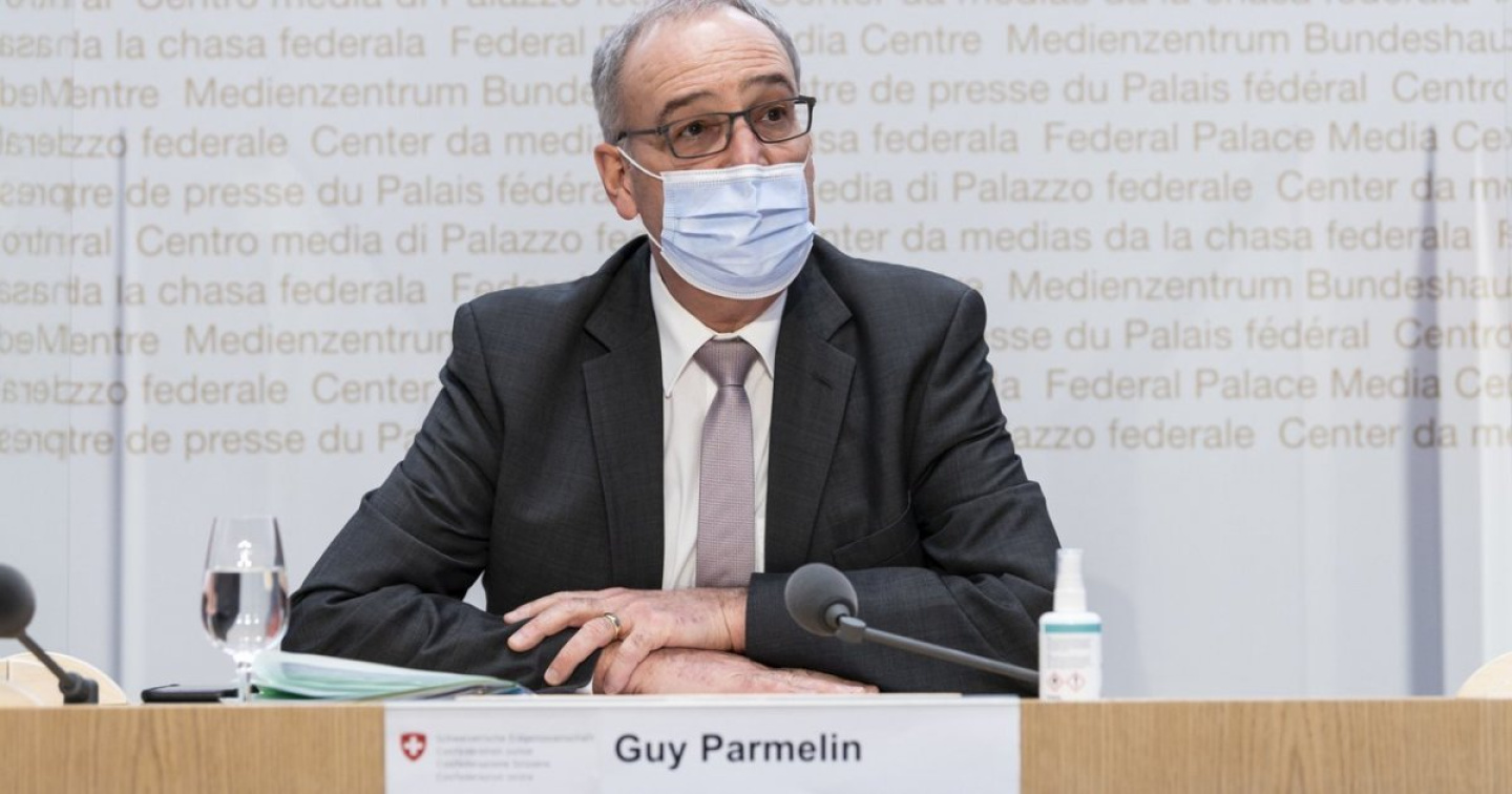 Covid, Parmelin frena speranze allentamenti