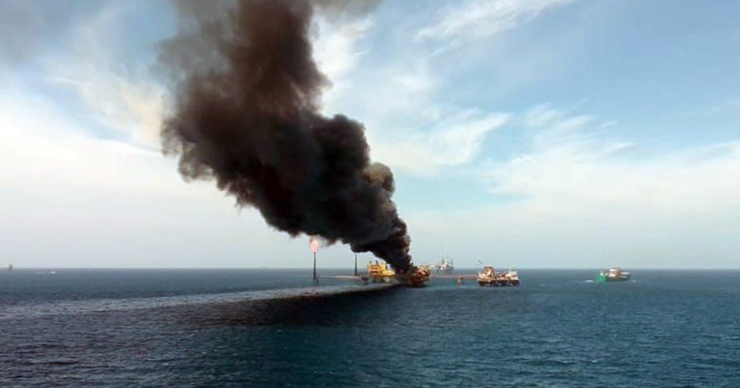 Messico: incendio su piattaforma petrolifera, 5 morti