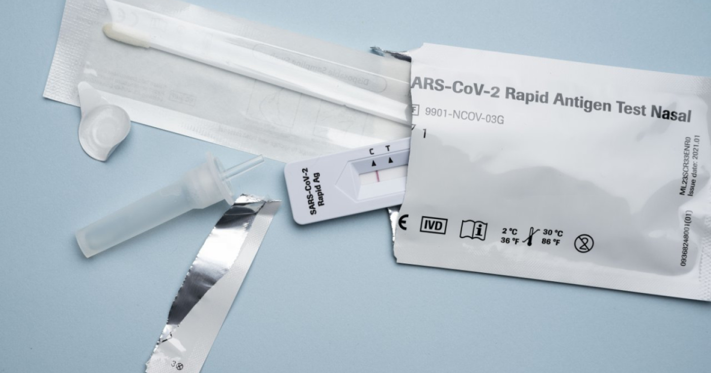 Nelle farmacie c’è carenza di test Covid fai-da-te