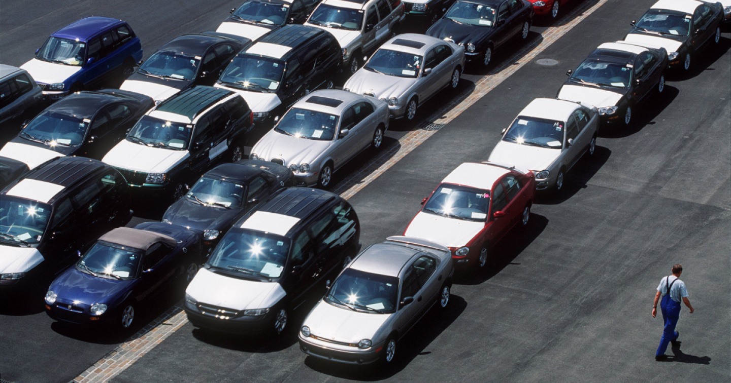 Lievitano i prezzi di auto d’occasione e auto nuove