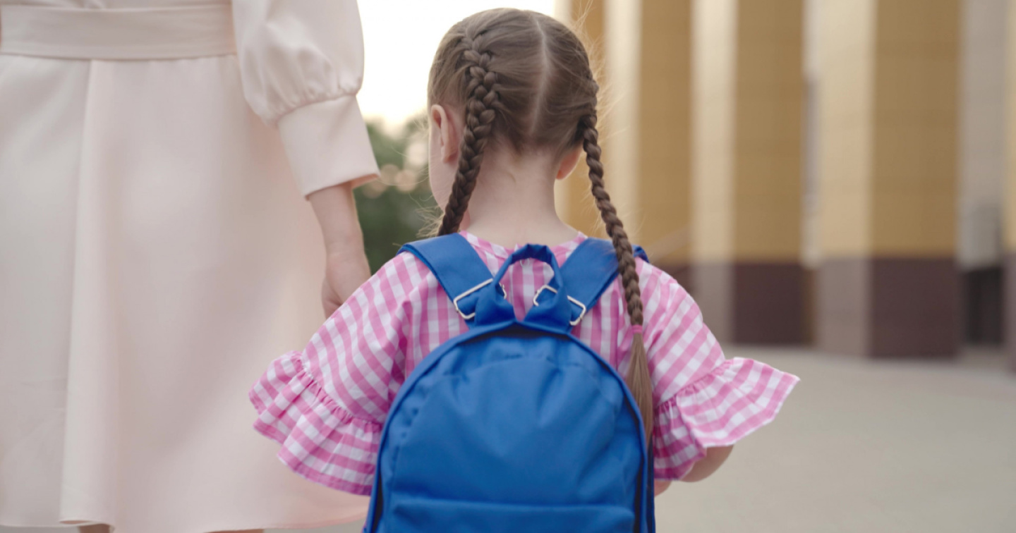 Genitori multati per aver fatto saltare la scuola alla figlia