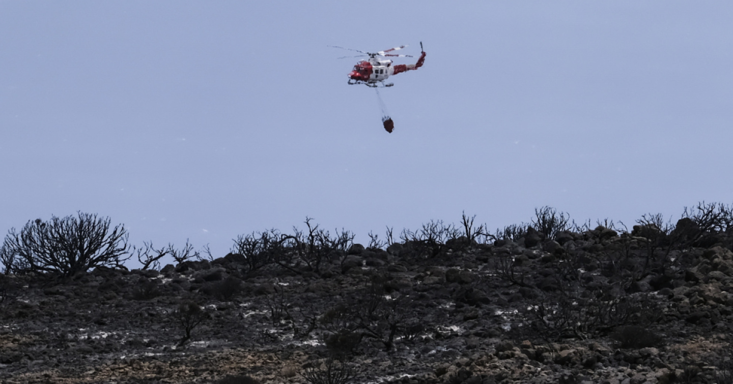Tenerife brucia ancora, altra notte fuori casa per 2'600