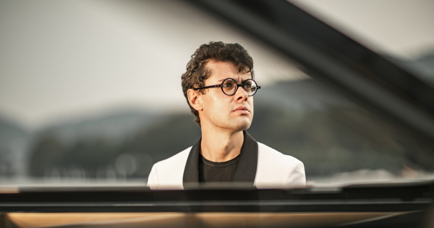 Alessandro Martire al Teatro Sociale laRegione.ch