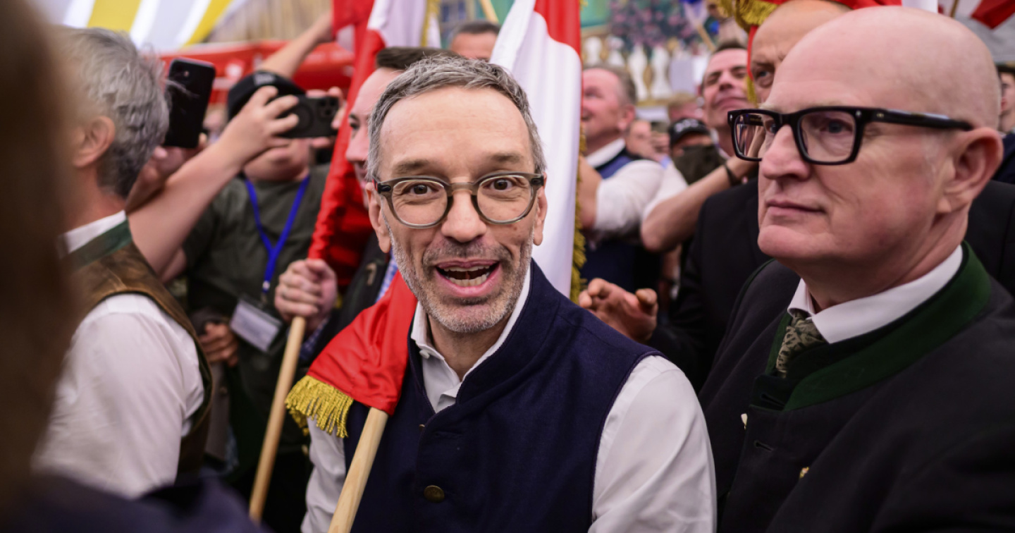 L'ultradestra guida i sondaggi in Austria