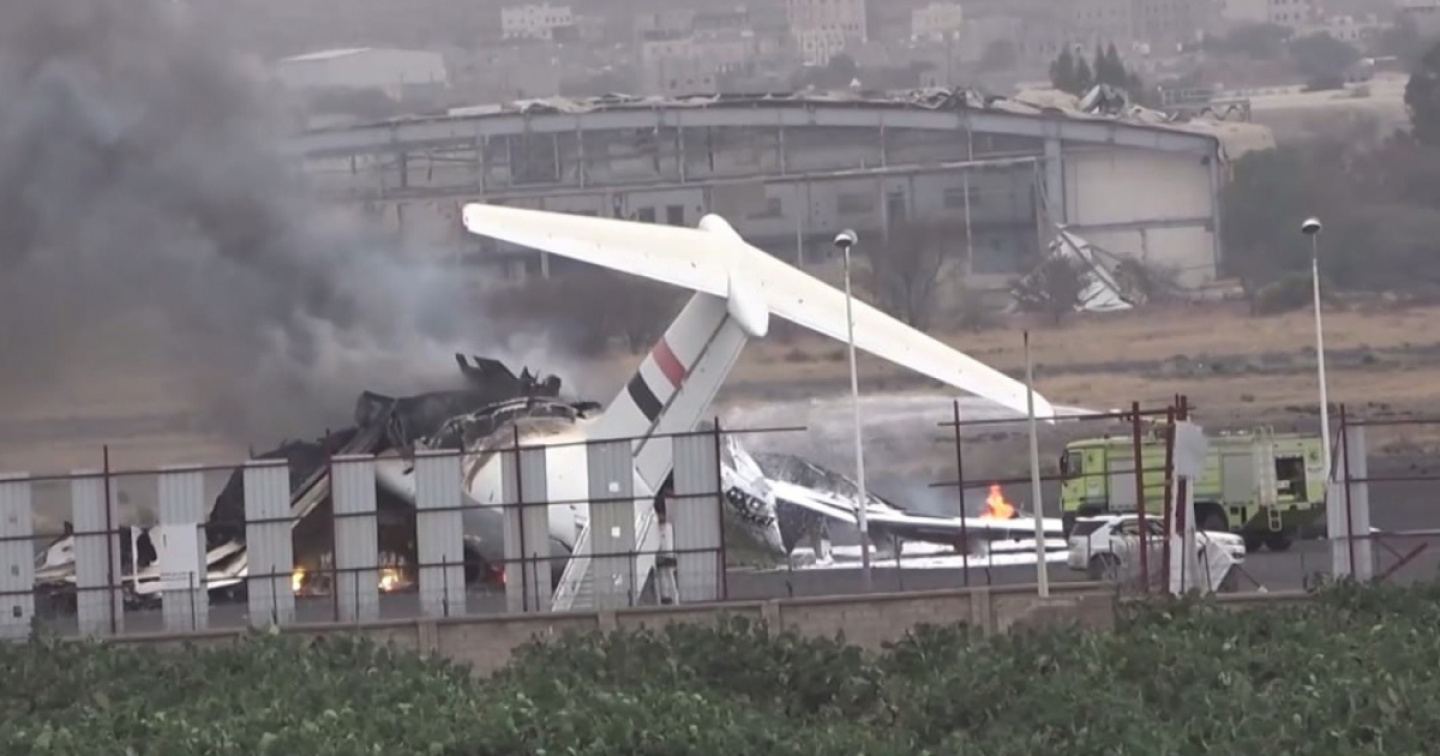 Israele distrugge l'aeroporto a Sana'a, tregua Usa-Houthi