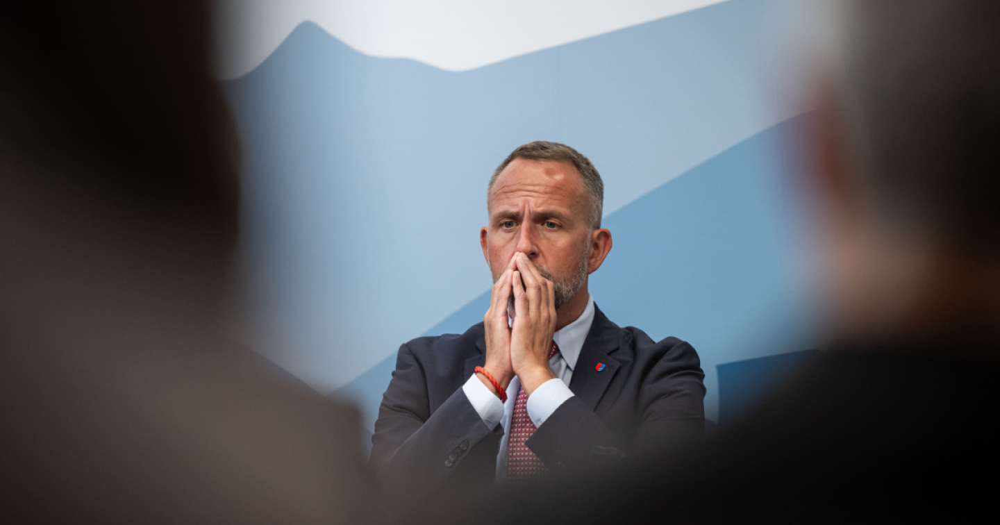 Daniel Ritzer Il famigerato baratro è soltanto un sintomo (di inettitudine politica ...