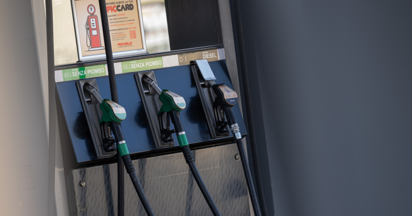 Prezzo della benzina in Svizzera ai massimi da circa due anni