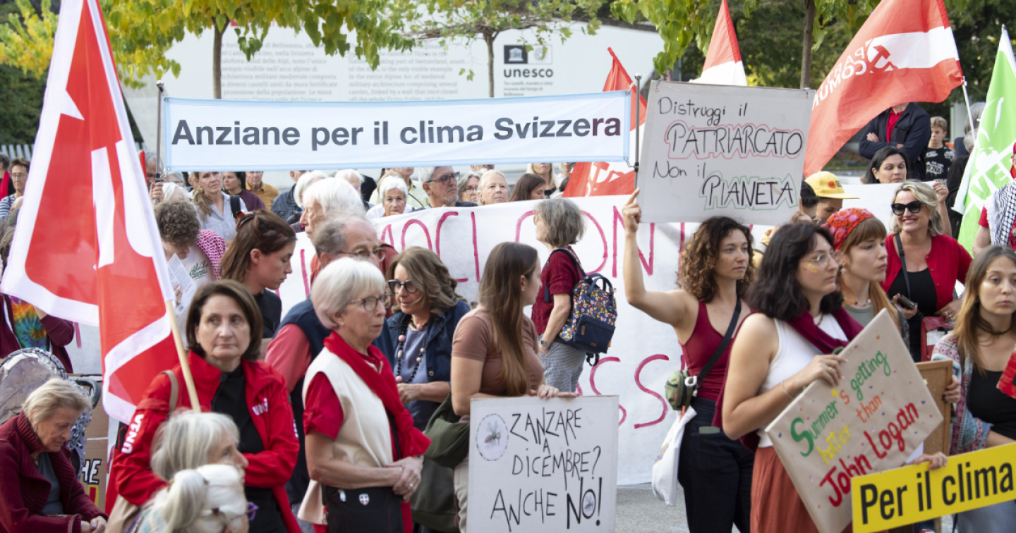 ‘Estati a 50°C? No, grazie!’, la piazza reclama un cambiamento politico
