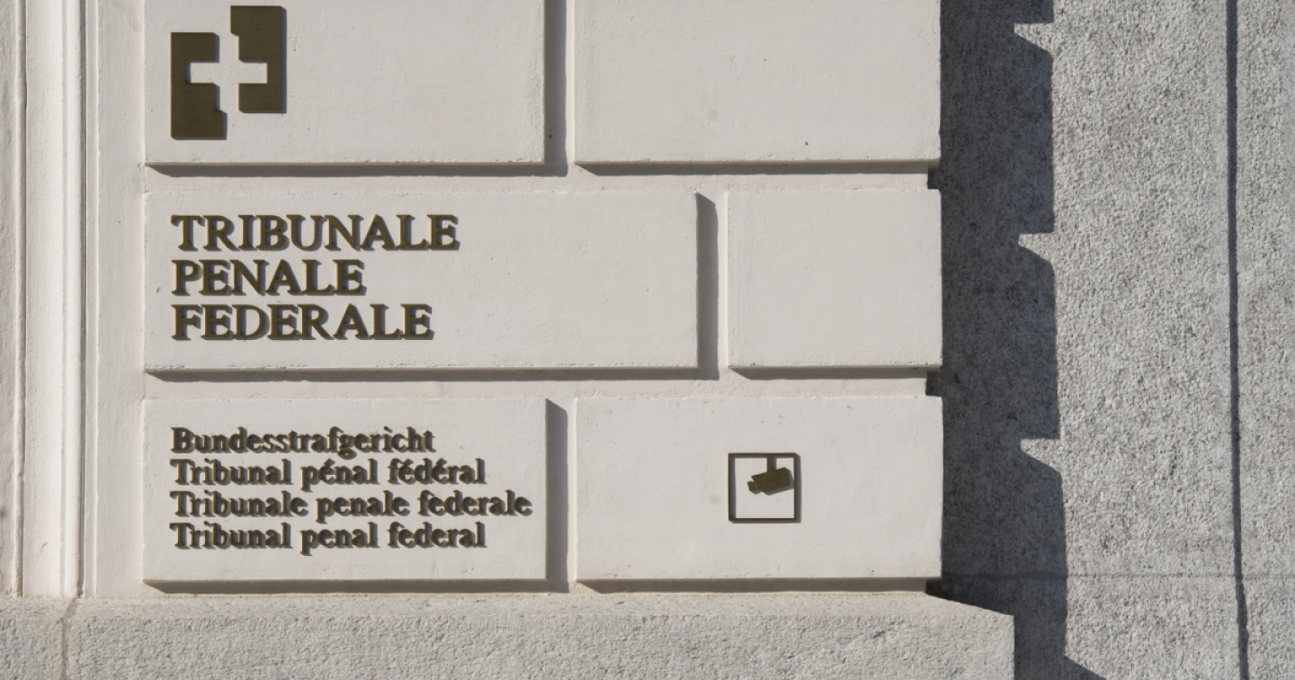 Davanti ai giudici la sorella dei presunti boss