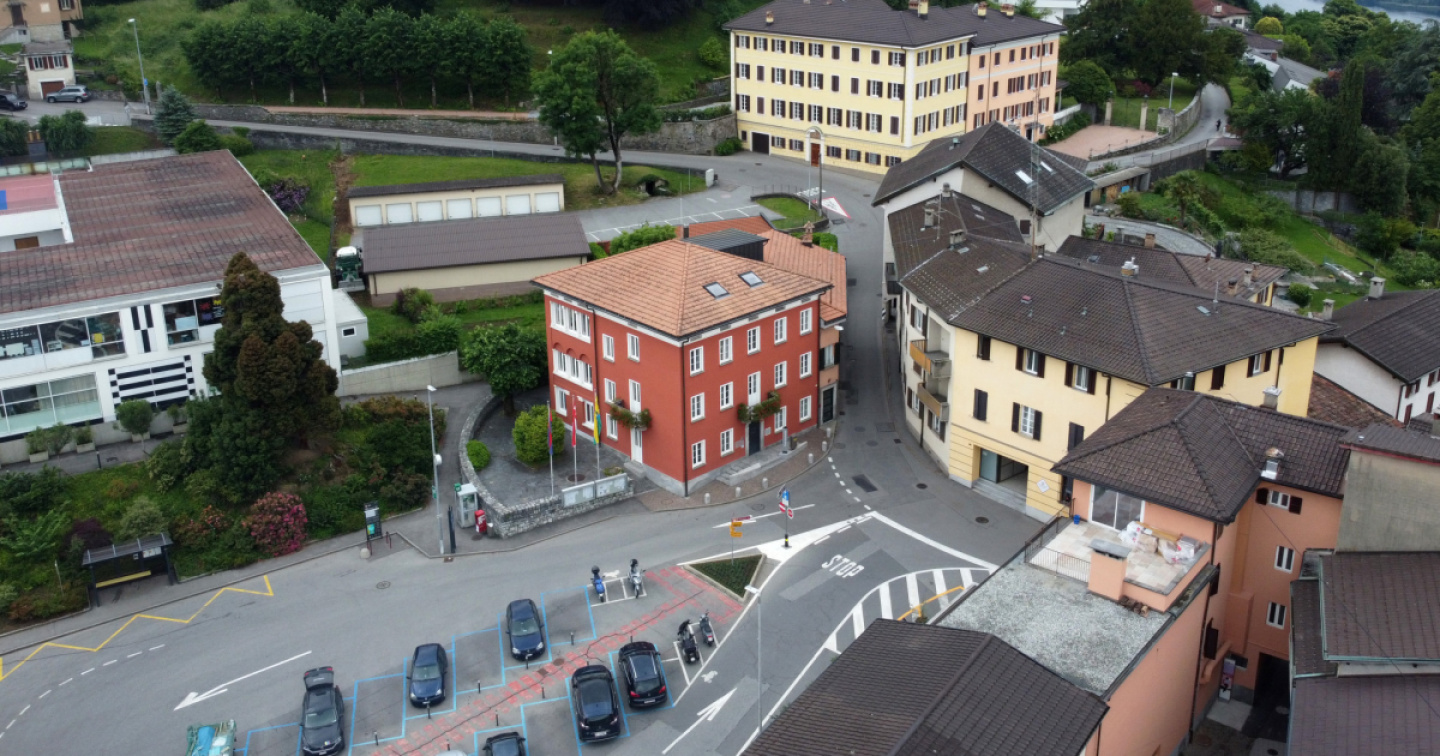Collina d'Oro vuole la riqualifica di Piazza Brocchi