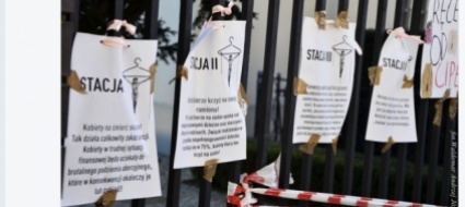 in-polonia-le-donne-scendono-in-piazza-per-l-aborto