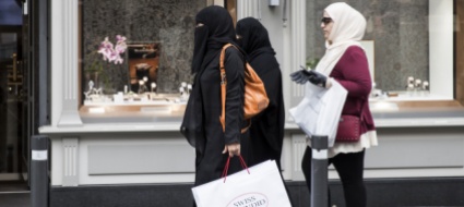 il-consiglio-nazionale-mette-il-velo-all-iniziativa-anti-burqa