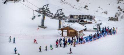 le-stazioni-sciistiche-riaprono-domani-in-quattro-cantoni