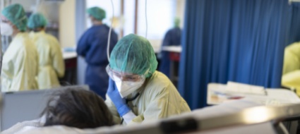 coronavirus-nel-weekend-circa-10-000-casi-201-i-decessi