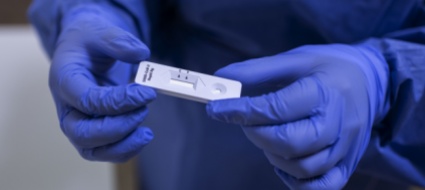coronavirus-a-sant-antonino-prima-farmacia-per-i-test-rapidi