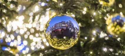 l-albero-di-natale-di-lugano-si-e-acceso-in-streaming