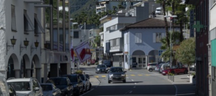 brissago-piu-ticinesi-ma-meno-abitanti