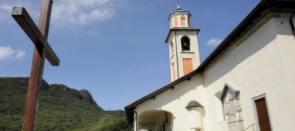 bulgarograsso-e-il-ticino-piangono-don-franco-clerici