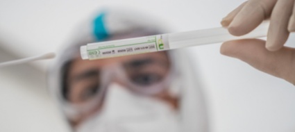 coronavirus-scuole-chiuse-e-test-a-tappeto-ad-arosa