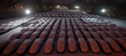 automobili-nell-anno-piu-nero-crescono-ibride-ed-elettriche